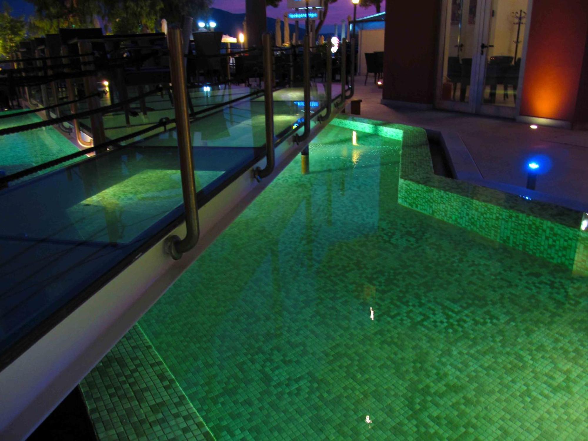 Thalassa Hotel Loutra Edipsou  Buitenkant foto