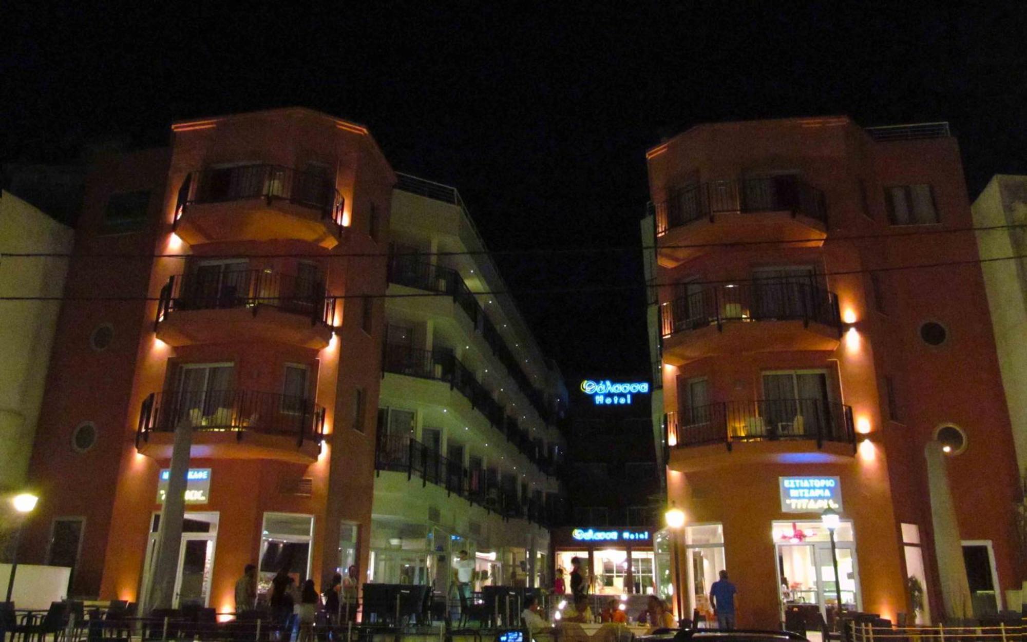 Thalassa Hotel Loutra Edipsou  Buitenkant foto