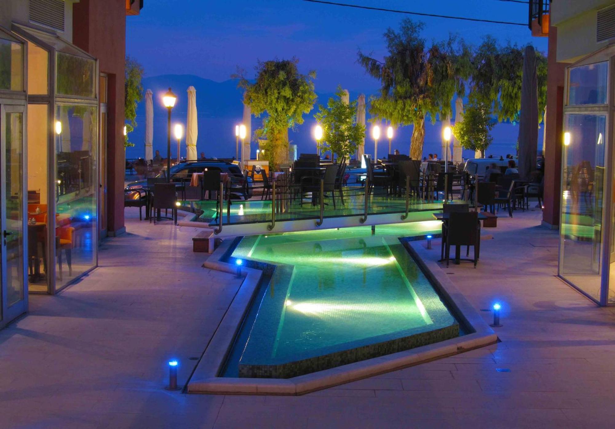 Thalassa Hotel Loutra Edipsou  Buitenkant foto