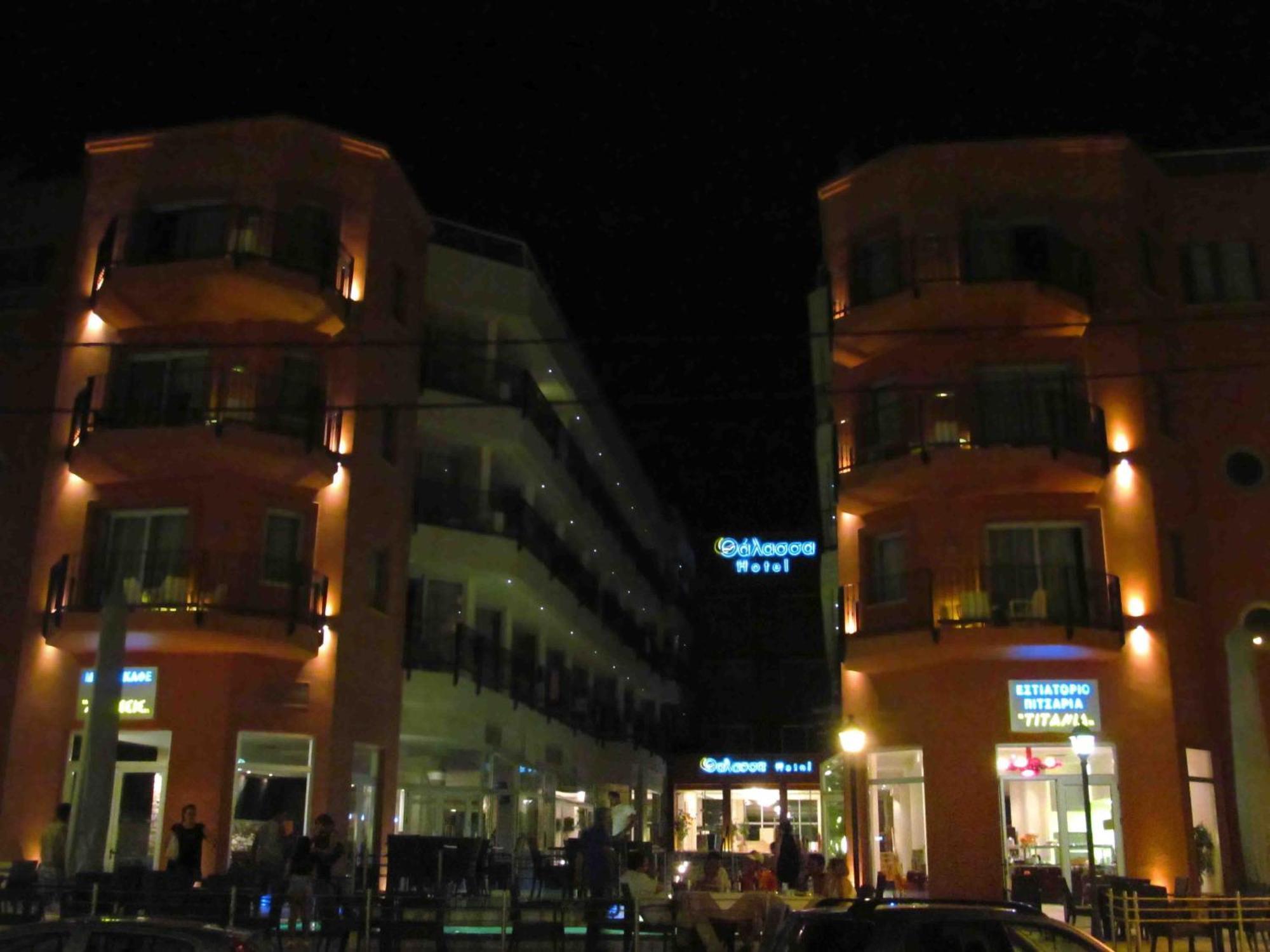 Thalassa Hotel Loutra Edipsou  Buitenkant foto