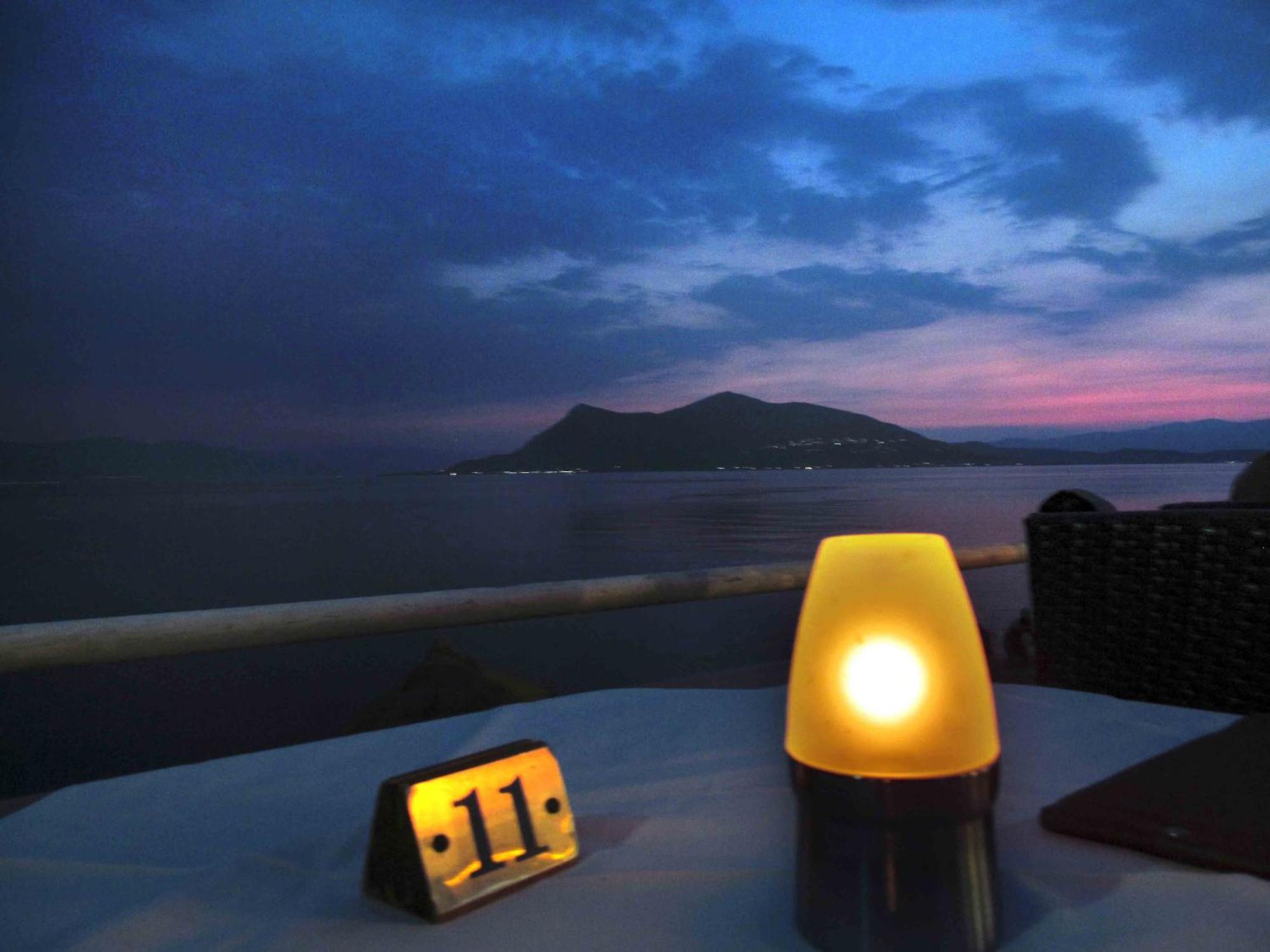 Thalassa Hotel Loutra Edipsou  Buitenkant foto